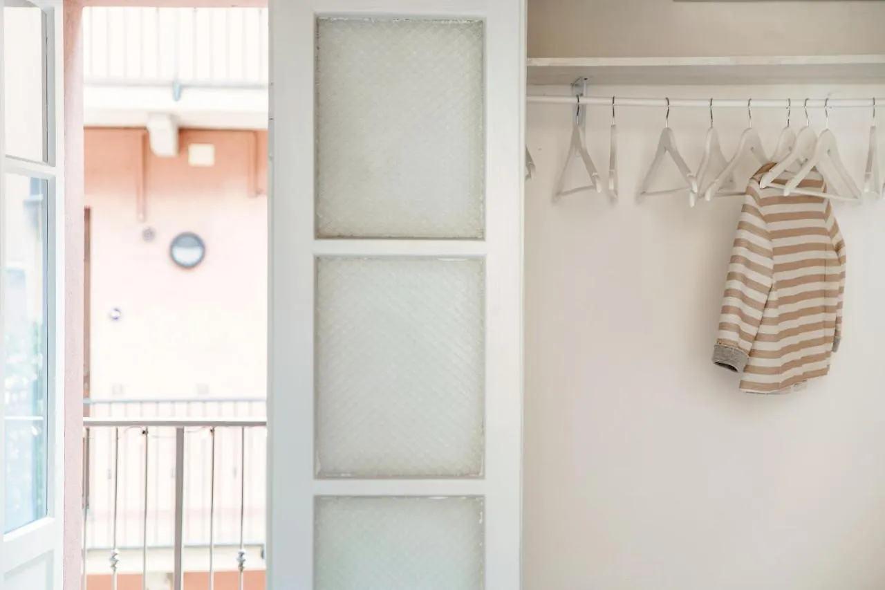 Silvia Como House - The House Of Travelers Apartment