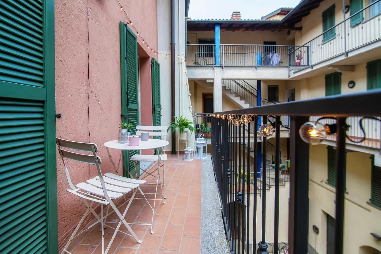 Silvia Como House - The House Of Travelers Apartament